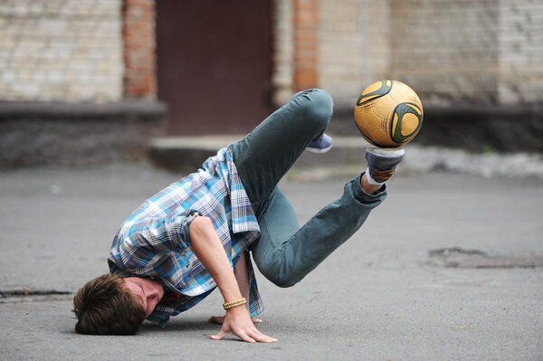 Football freestyle