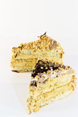 Fındıklı pasta çikolata kırıntı ile