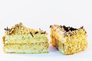 Fındıklı pasta çikolata kırıntı ile