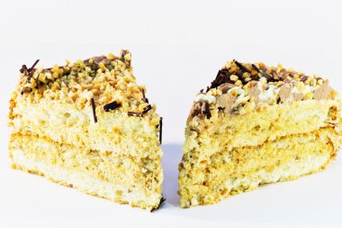 Fındıklı pasta çikolata kırıntı ile