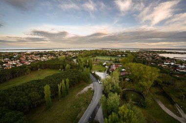 Şehrin havadan görünüşü 