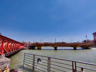 Haridwar, Hindistan 2022: Ganga Nehri 'nin gündüz çekimleri