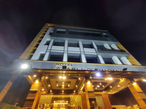 Jaipur India Circa 2022 Gece Boyunca Dışarısı Işıklandırılmış Bir Binanın — Stok fotoğraf