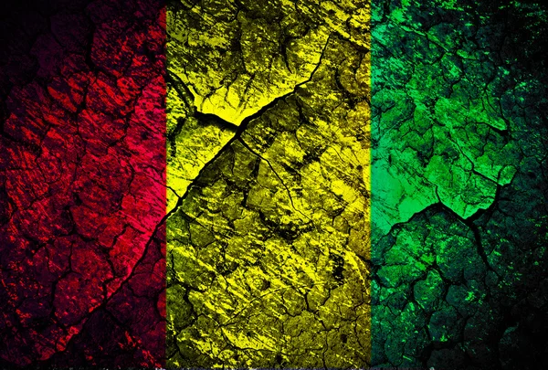 Гвинейский гранж-флаг — стоковое фото