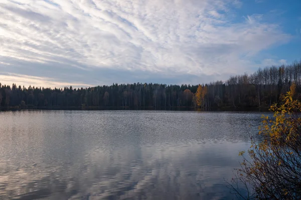 Autumn Landscape View Autumn Forest Reflected Lake Blue Evening Sky — Stock Photo, Image