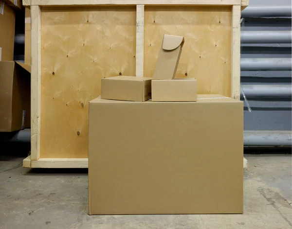 Boxen Verschiedenen Größen Sind Vorrätig Transport Und Zustellung Von Post — Stockfoto