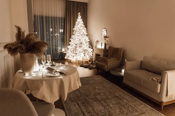 Romantický Teplý Útulný Večer Obývacím Pokoji Vánoční Design Interiéru Vánoční — Stock fotografie