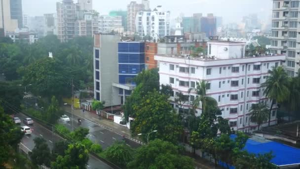Hög vinkel syn på dhaka stad bostäder och finansiella byggnader — Stockvideo