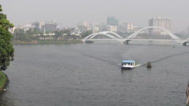 dhaka bangladeş 23 Aralık 2021, Nefret jhil köprüsü ve şehir manzarası 