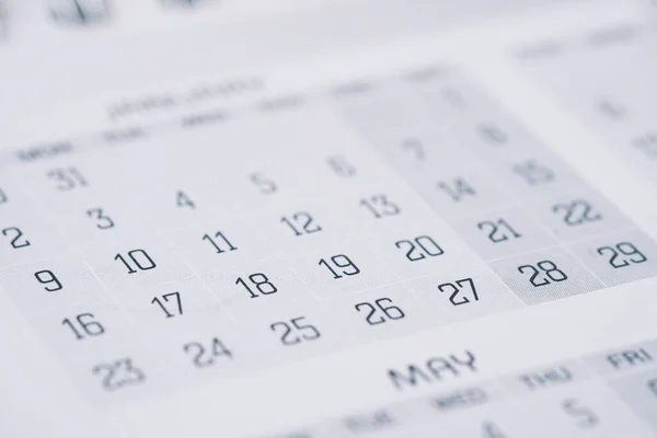 Tiro de detalhe de um calendário na mesa, — Fotografia de Stock