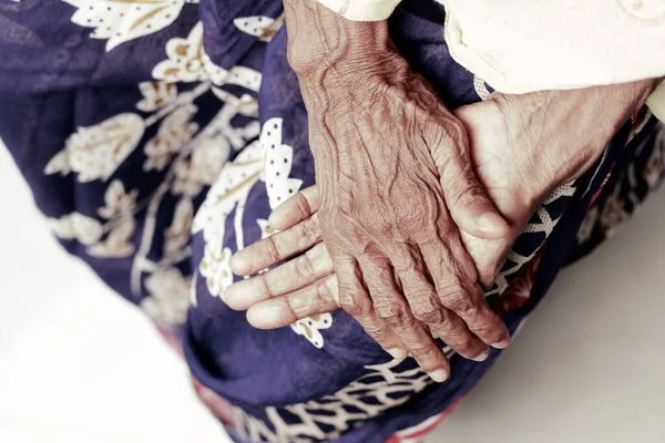 Perto Mãos Uma Pessoa Idosa — Fotografia de Stock