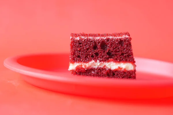 Chocolate Cream Cake Plate Table — Stock Photo, Image