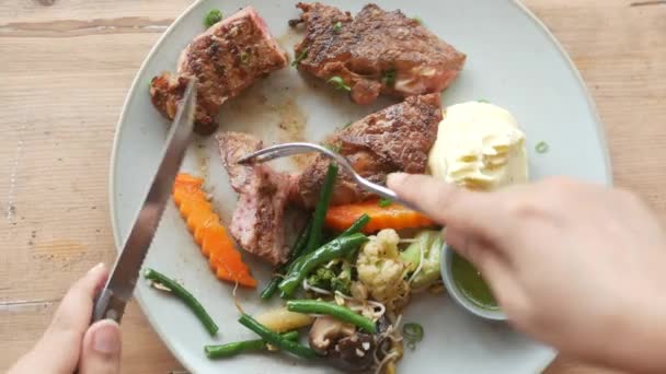 Top View Women Eating Beef Steaks Meat Vegetables Table — Stockvideo