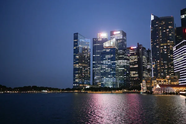 Vista Ángulo Bajo Singapore Edificios Modernos Ciudad — Foto de Stock