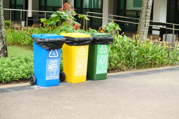 Singapore June 2022 Collection Waste Bins Outdoor — Φωτογραφία Αρχείου