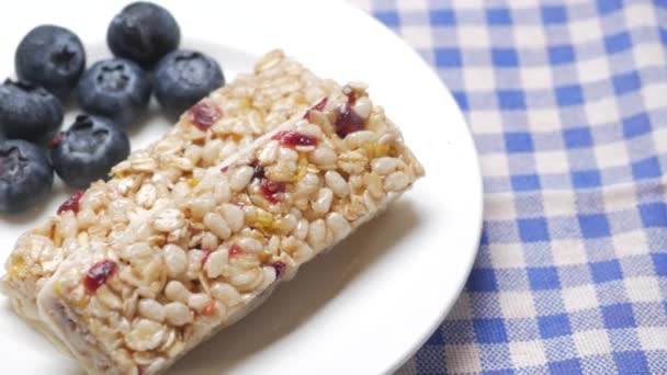 Blue Berry Oat Protein Bars Table — Vídeos de Stock