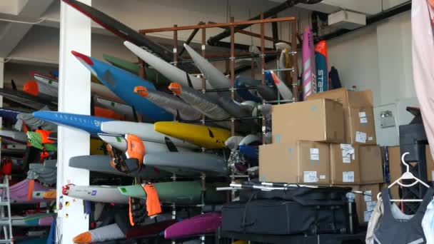 Singapore Siloso Beach June 2022 Surfing Boat Storing Warehouse — 图库视频影像