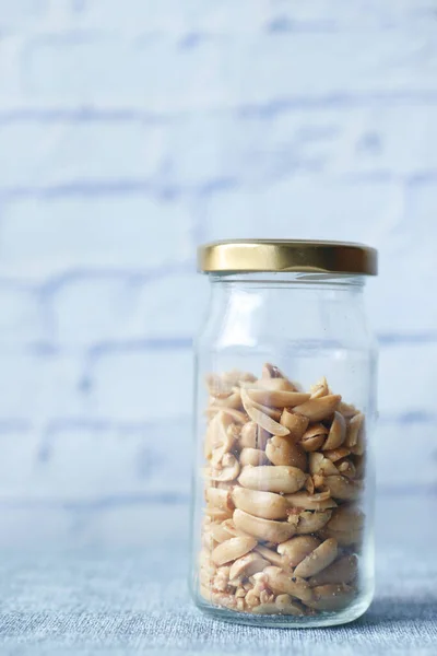 Peanuts Glass Jar Table —  Fotos de Stock