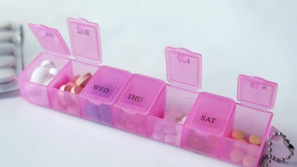 Top View Medical Pills Pill Box Table — 비디오