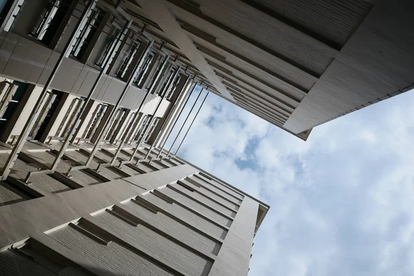 Low Angle View Signapore Residential Buildings Blue Sky — Stock fotografie