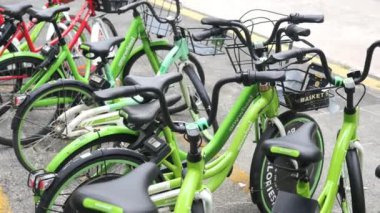 Bisikletler satırının seçici odak noktasını kapat 