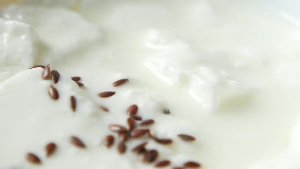 Świeży Jogurt Misce Stole — Wideo stockowe
