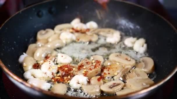 Cooking Fresh Mushroom Pan Top View — Stockvideo