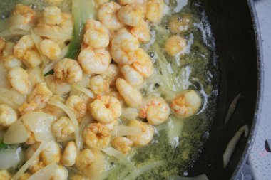 Kral karidesli körili balık. .