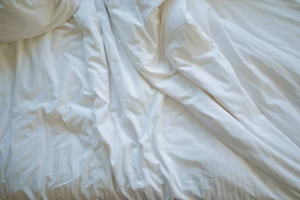 Грязная Кровать Рано Утром Грязная Кровать После Пробуждения — стоковое фото