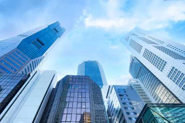 Okyanus finans merkezinin düşük açılı görüntüsü ,