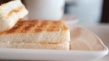 Fıstık ezmesi ve kahve. ,