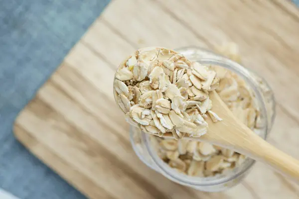 Close Roasted Oats Flakes Spoon Table — Stock Photo, Image