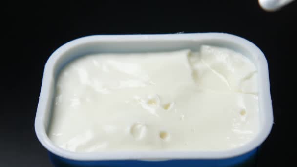 Frisk Yoghurt Skål Bordet – Stock-video