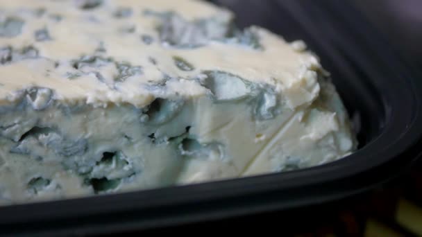 Detail Shot Blue Cheese Table — Stock Video