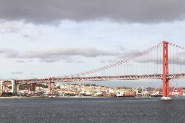 The Ponte 25 de Abril is a suspension bridge across the Tagus River linking the cities of Lisbon and Almada in Portugal.