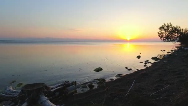 Сценический Закат Над Горизонтом Озера Панорама Времени Открытом Воздухе Фотографом — стоковое видео