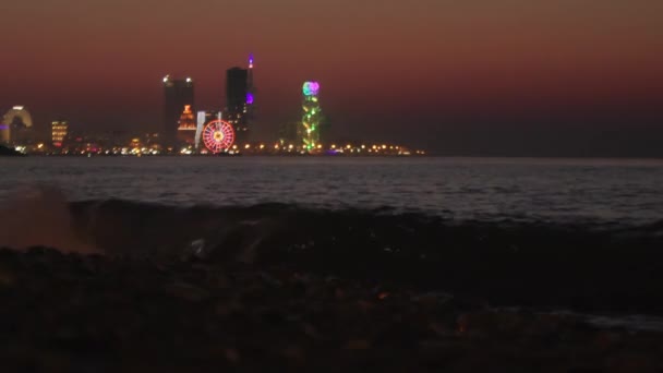 Noční Město Batumi Oranžovou Soumračnou Oblohou Modré Hodině Nábřežím Panorama — Stock video