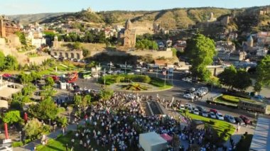 Tiflis, Gürcistan - 16 Mayıs 2022: Avrupa meydanında özgür irade sokak gösterileri ekspresi Avrupa Birliği 'nin bir parçası olmak istiyor
