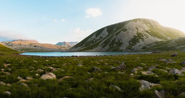 Amplia Vista Panorámica Lago Cáucaso Asia — Foto de Stock