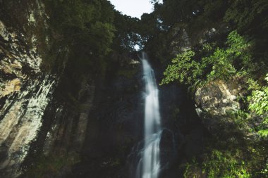 Gürcü Acara doğa gem Makhuntseti şelale yakınındaki Batum, Gürcistan