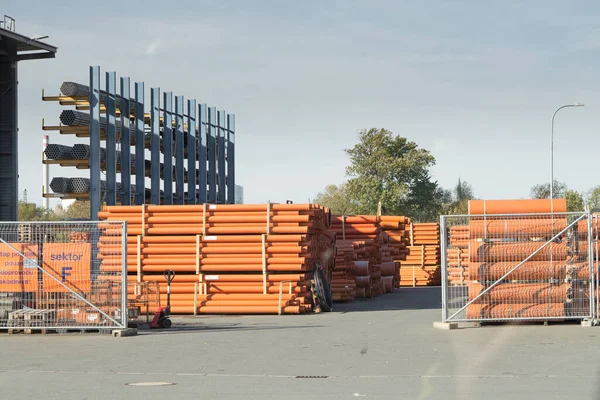 Hintergrund Sind Orangefarbene Kunststoff Abwasserrohre Die Auf Der Baustelle Zum — Stockfoto