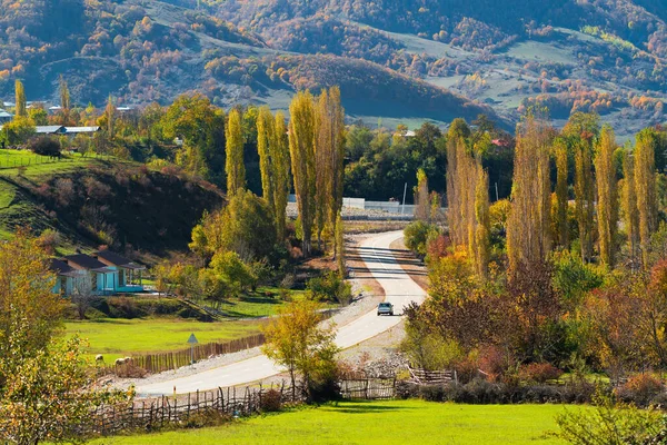 Estrada Asfalto Para Aldeia Lahij Azerbaijão — Fotografia de Stock