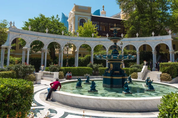 Bakü Valisi 'nin Çeşmesi