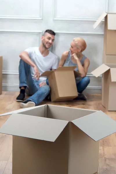 Removal is not easy thing — Stock Photo, Image