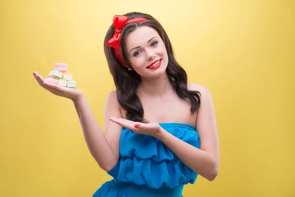 Sexy woman with sweets — Stock Photo, Image