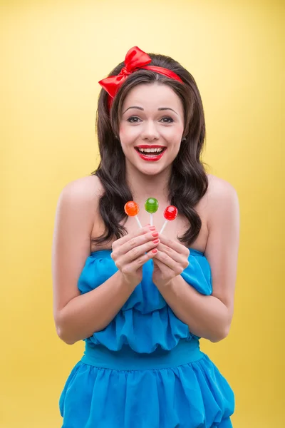 Sexy Frau mit Süßigkeiten — Stockfoto