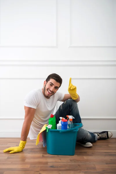 Janitor privando-o de sujeira — Fotografia de Stock