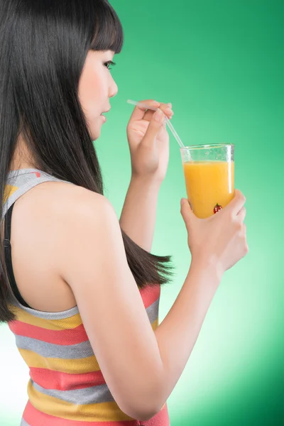 Mujer asiática y jugo — Foto de Stock