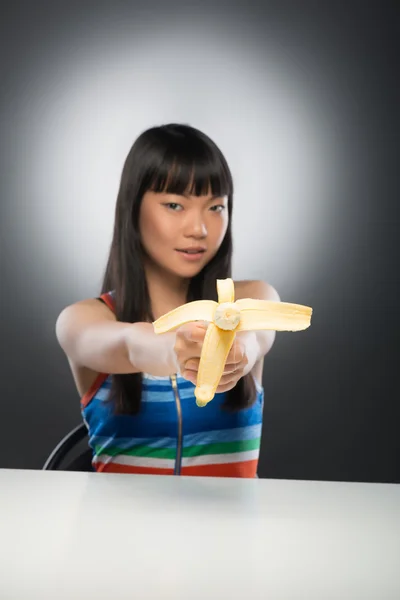 Asian woman and juice — Stock Photo, Image