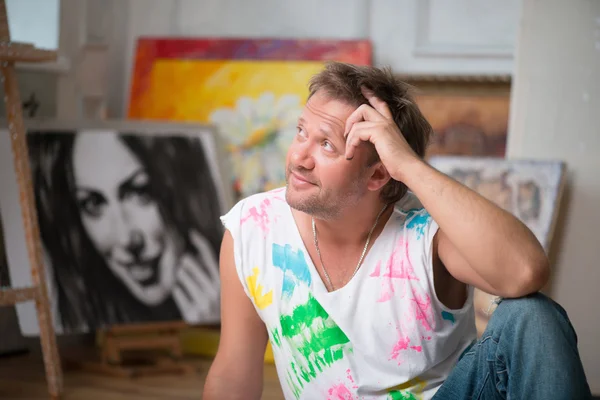 Painter and his art — Stock Photo, Image